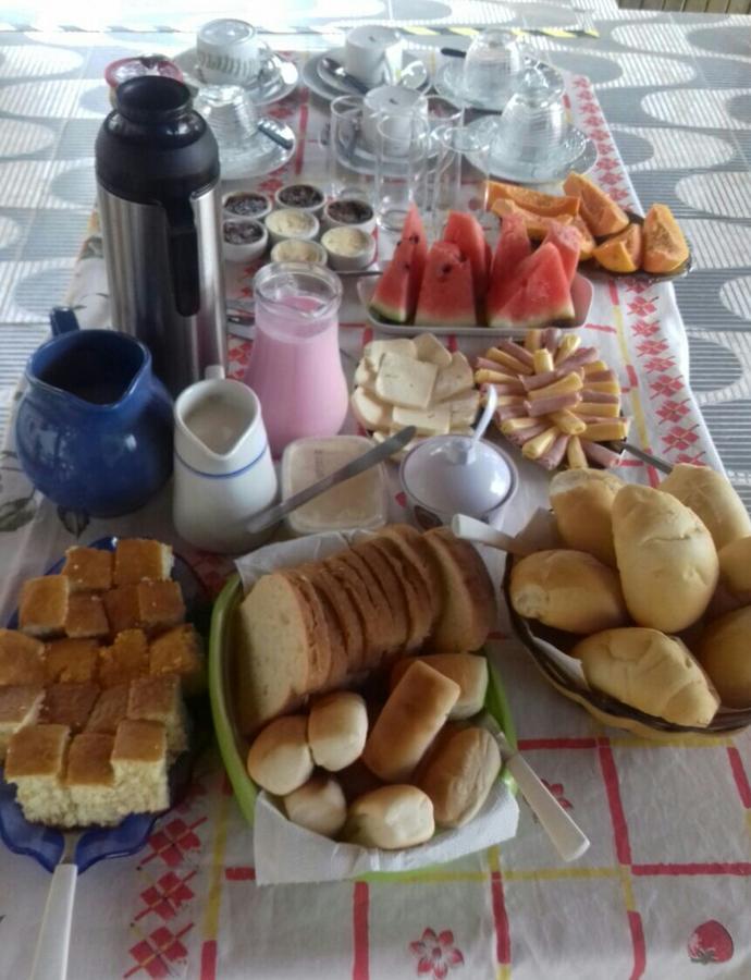 Nena'S Suites Praia de Araçatiba Екстериор снимка